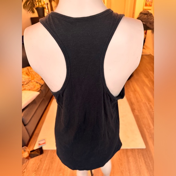 Victoria’s Secret pink tank top - Picture 3 of 5